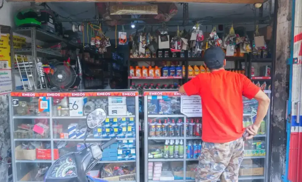 Di Cari Karyawan Untuk Toko Sparepart
