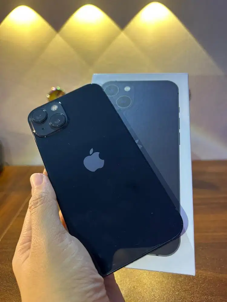 Iphone 13 Garansi 2027