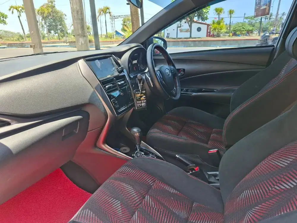 Toyota Yaris GR Sport 2022, KM15 Ribuan Kondisi mulus, Siap Pakai.
