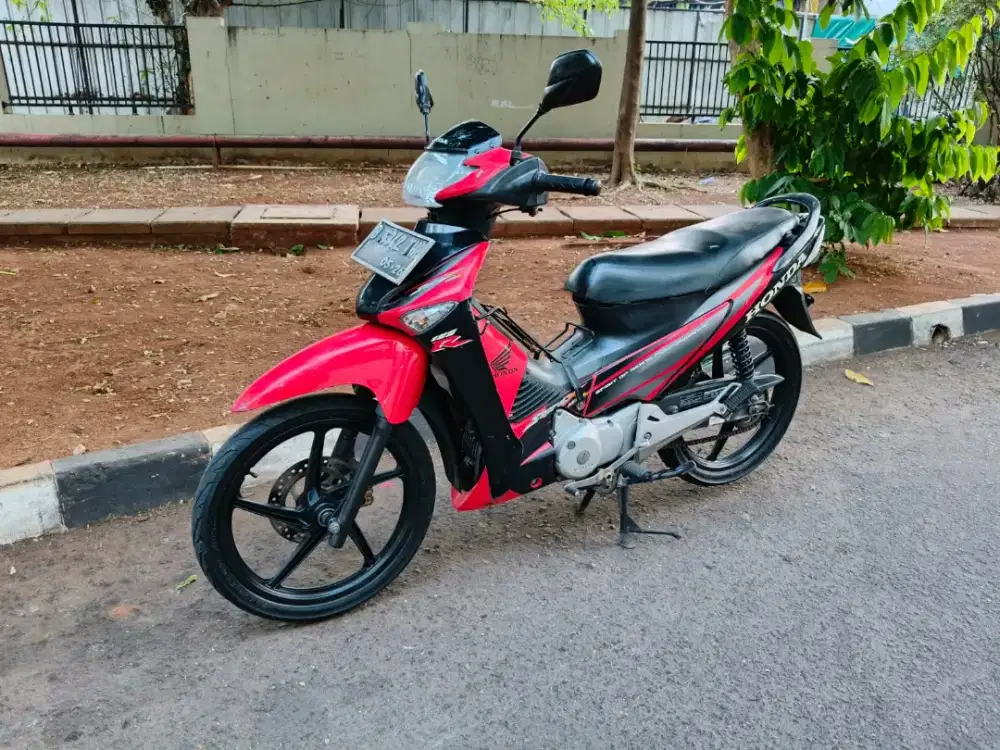 Honda Supra X 125cc Karburator Tahun 2006