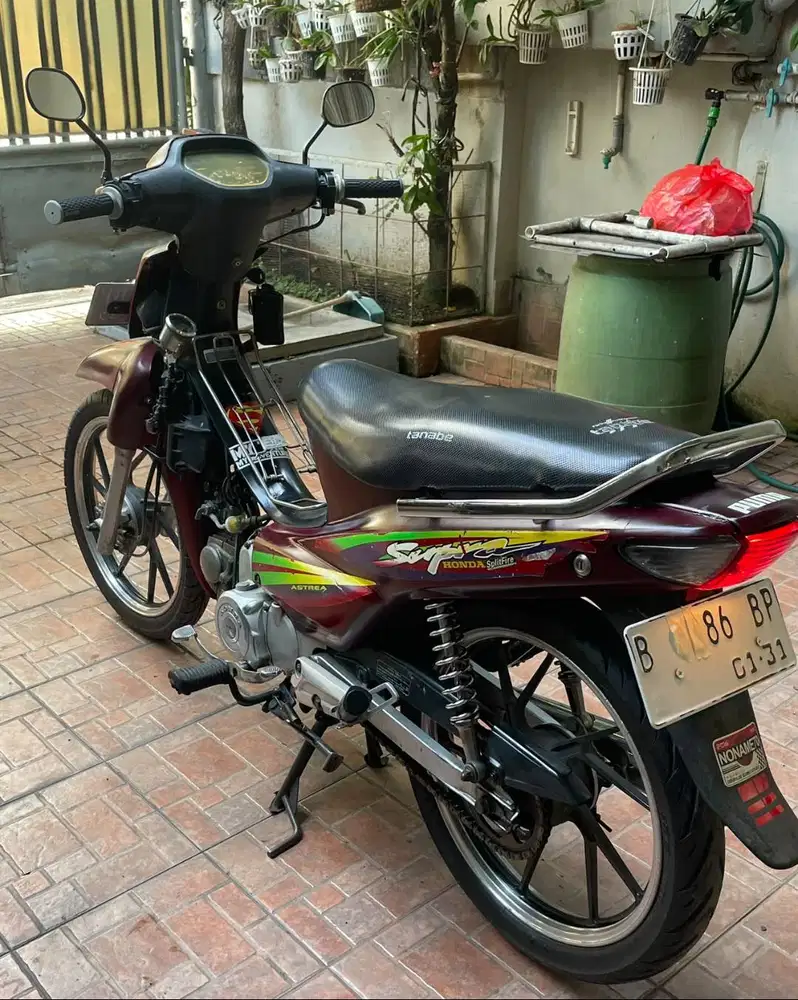 MOTOR HONDA SUPRA 2000