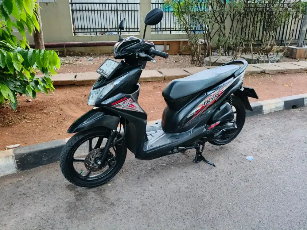 Honda Beat 110cc PGM-FI Tahun 2016