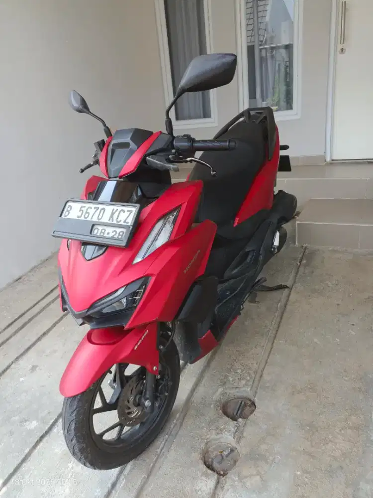 Vario 160cc merah