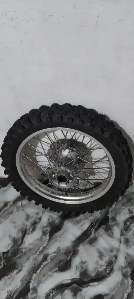 velg WR dan knalpot ori