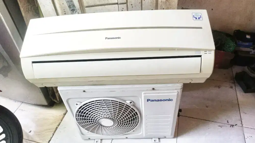 Jual ac panasonic 1/2 pk lowwat 320watt kondisi 95% ori semua
