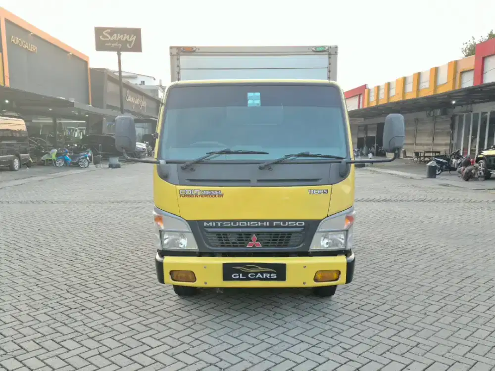 Colt Canter Box Saluyu Cash 2014 110ps Mitsubishi Kuning Kondisi Bagus