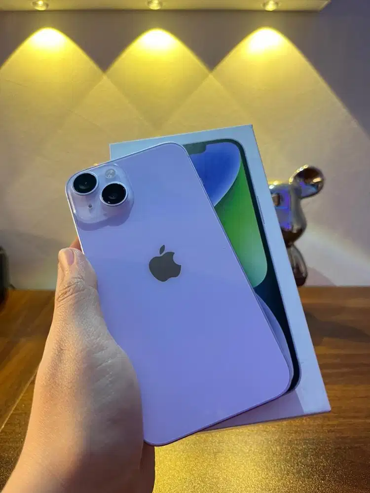 Iphone 14 Purple