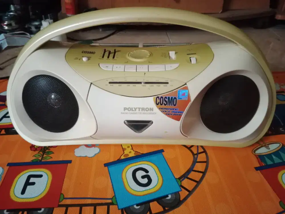 Radio tape POLYTRON cosmo