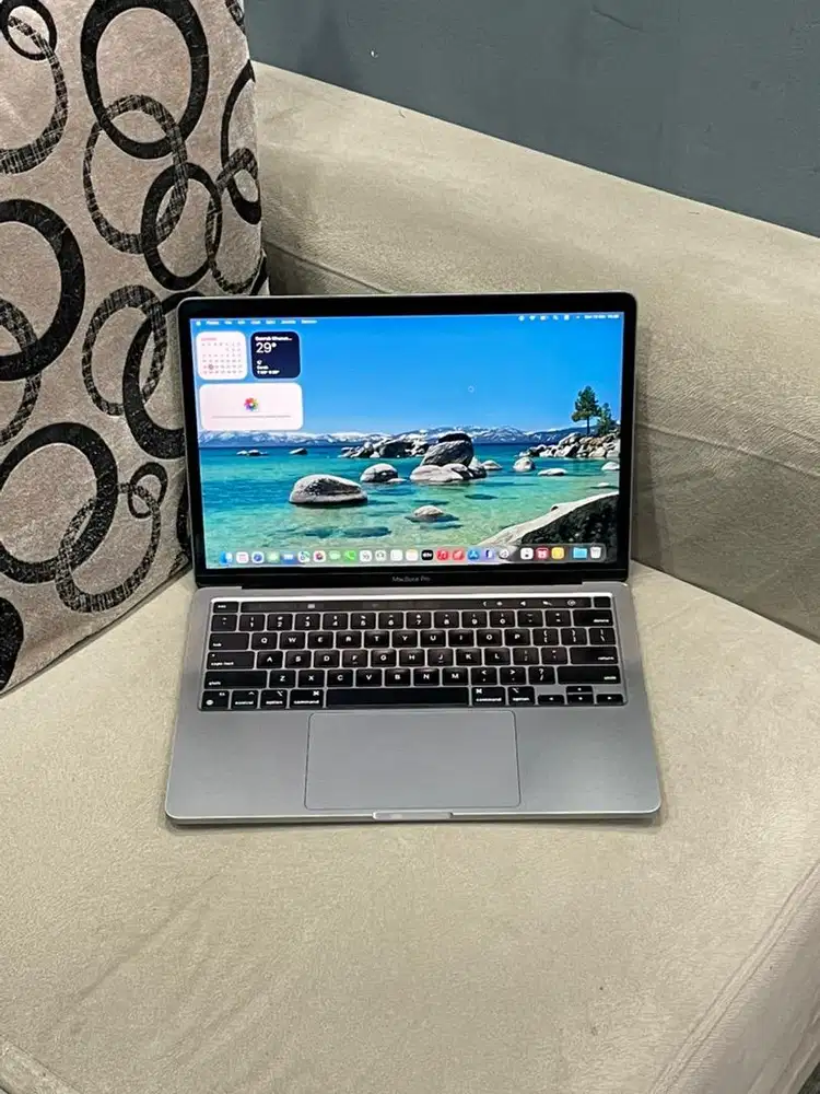 Macbook Pro M1 13” 8/512 Gray ex iBox