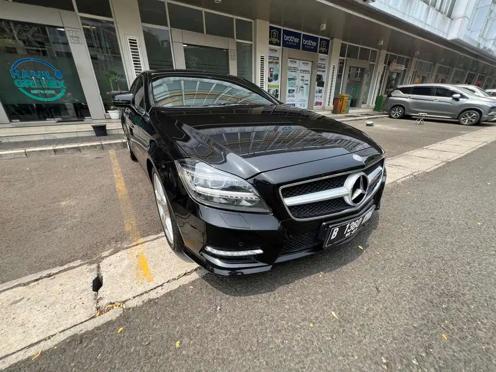Mercedes-Benz CLS350 2013 (Cash Only)