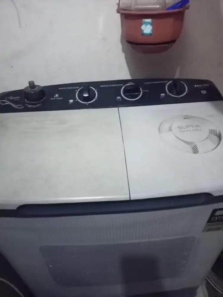Mesin cuci sanken 2 tabunh 8kg