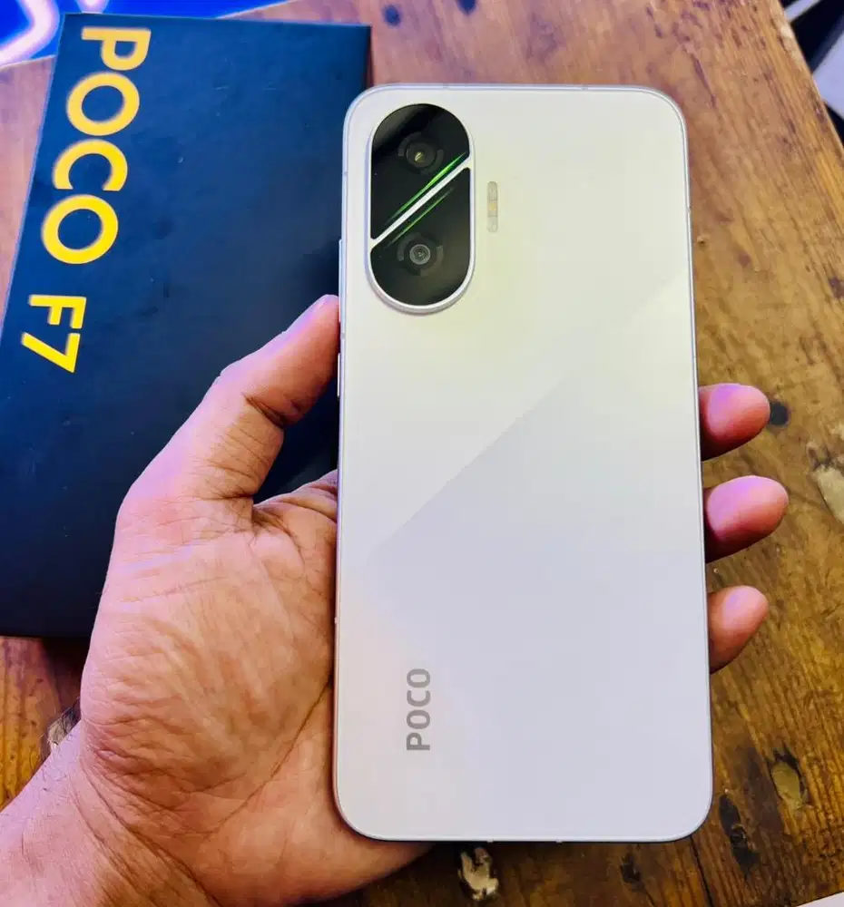 Poco F7 12/512 White Like New banget