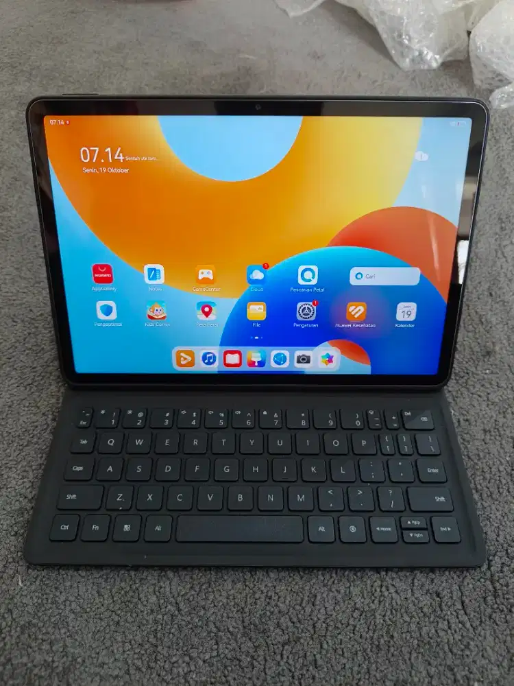 Huwawei matepad 11.5 + keyboard 6/128