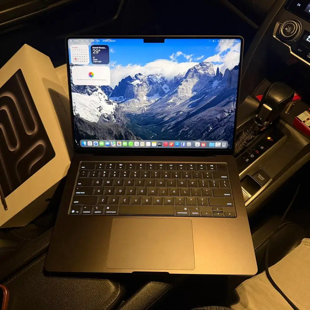 (iBox) Macbook Pro M5 14 inch 16/512 Space Black Fullset CC 2 BH 100%