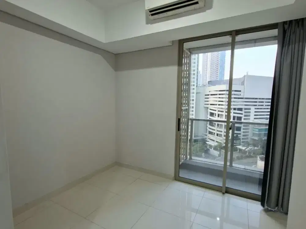 Studio Unfurnished Apartemen Taman Anggrek Residences - Jakarta Barat