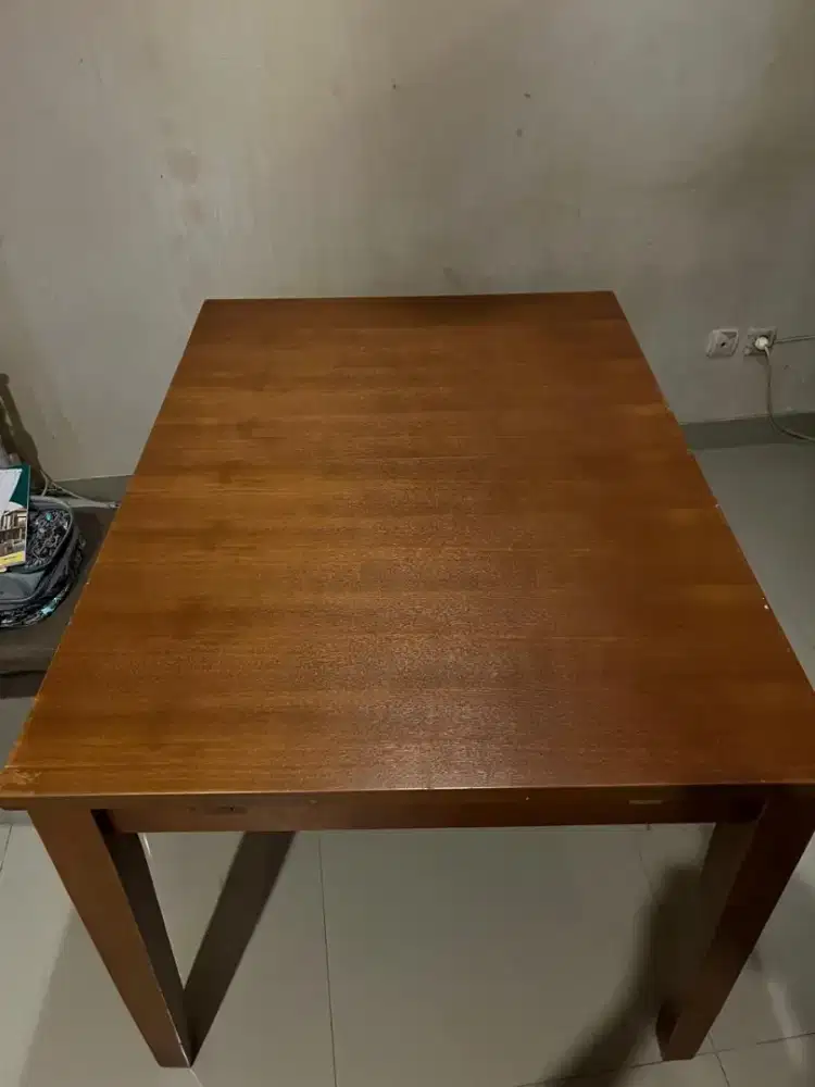 Set Meja Makan Informa