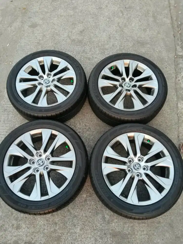 jual veleg ori copotan innova zenix r 18 ban 2024 ms 90% bs tkr tamba