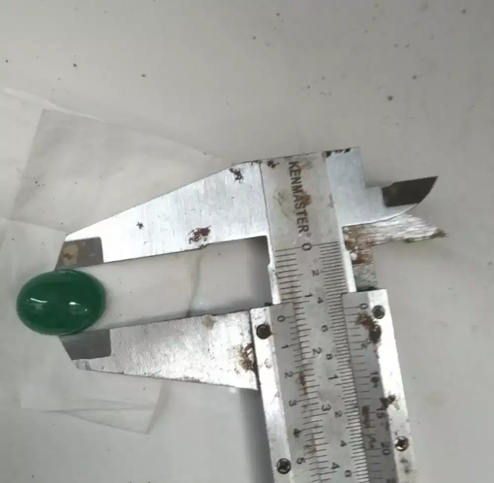 Giok (imperial jade)