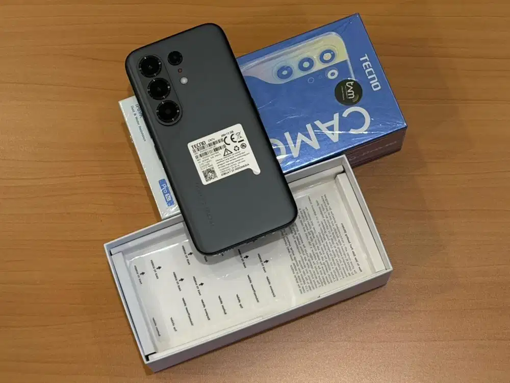 Tecno Camon 50 Pro 5G 12/256GB 2 Minggu Pakai