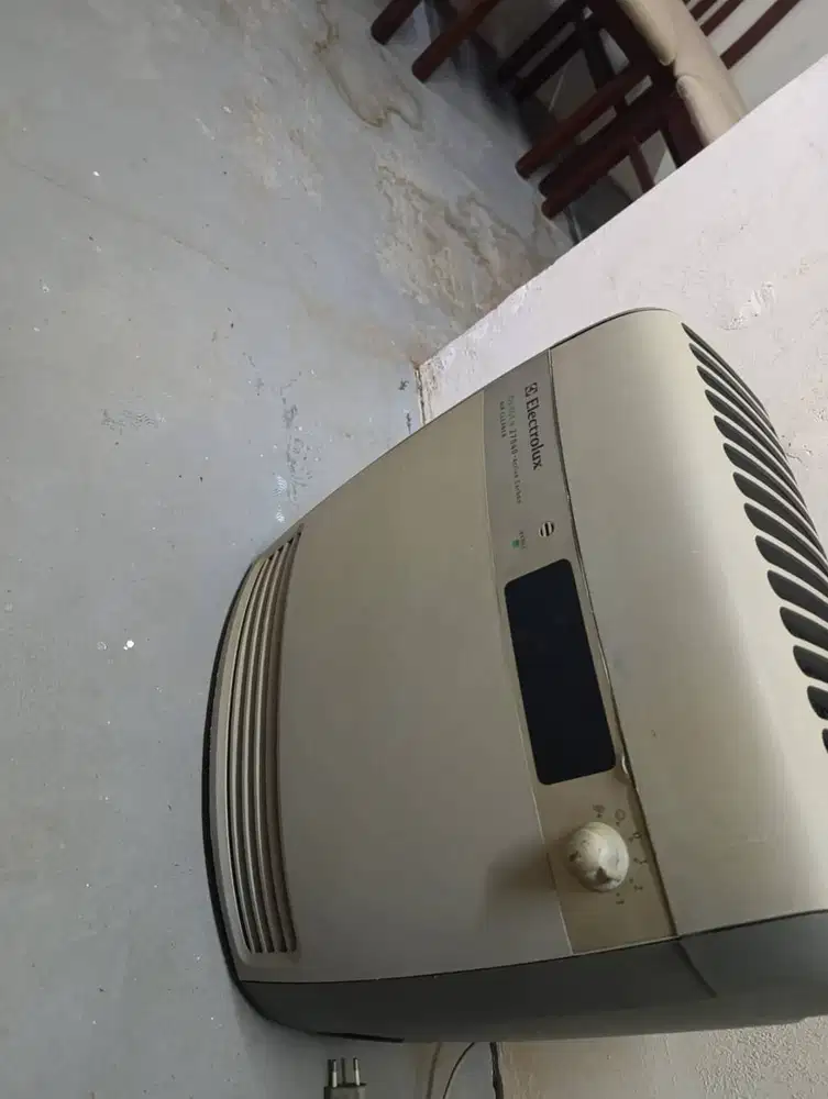 Electrolux penjernih udara( air purifier)