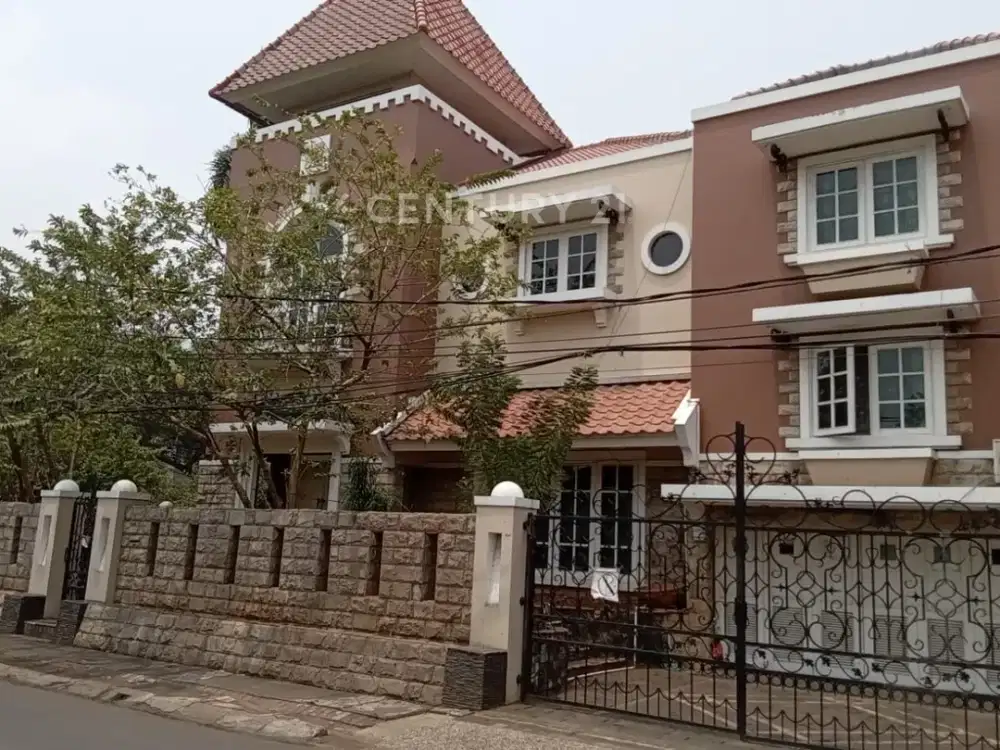 Rumah Hook Bagus Besar Di Citra Garden Extension Jakarta Barat