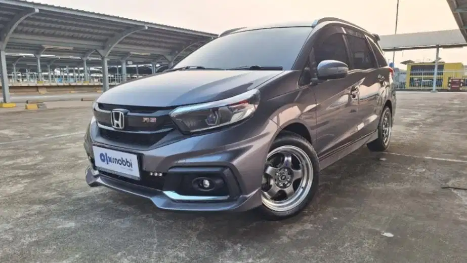 Honda Mobilio 1.5 E Bensin-AT 2018 Abu-Abu