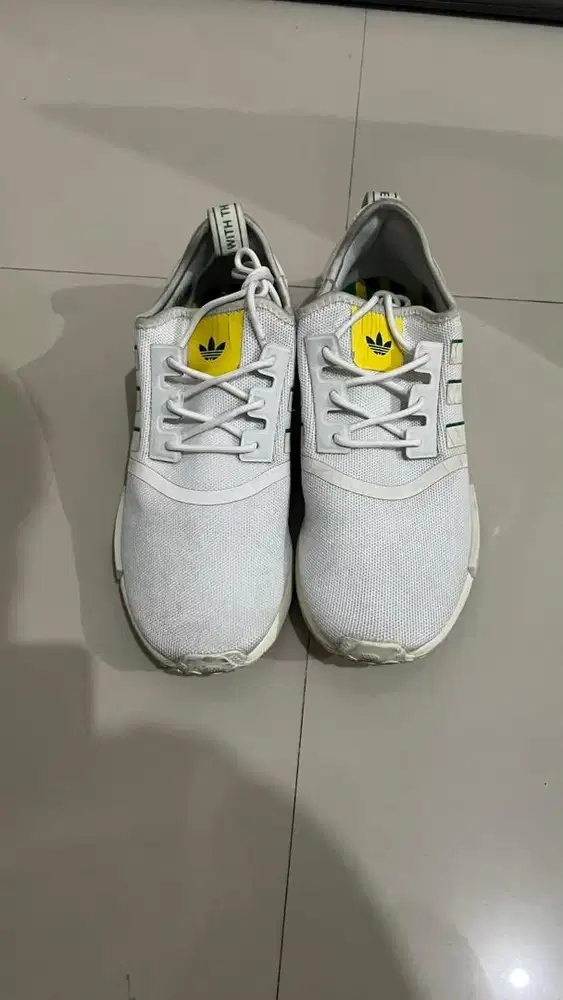 sepatu adidas nmd putih