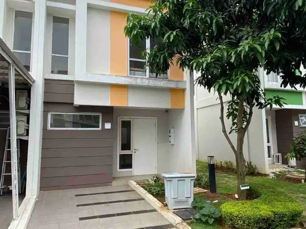 DIJUAL CEPAT
Rumah Siap Huni lMARTINEZ  SYMPHONIA
