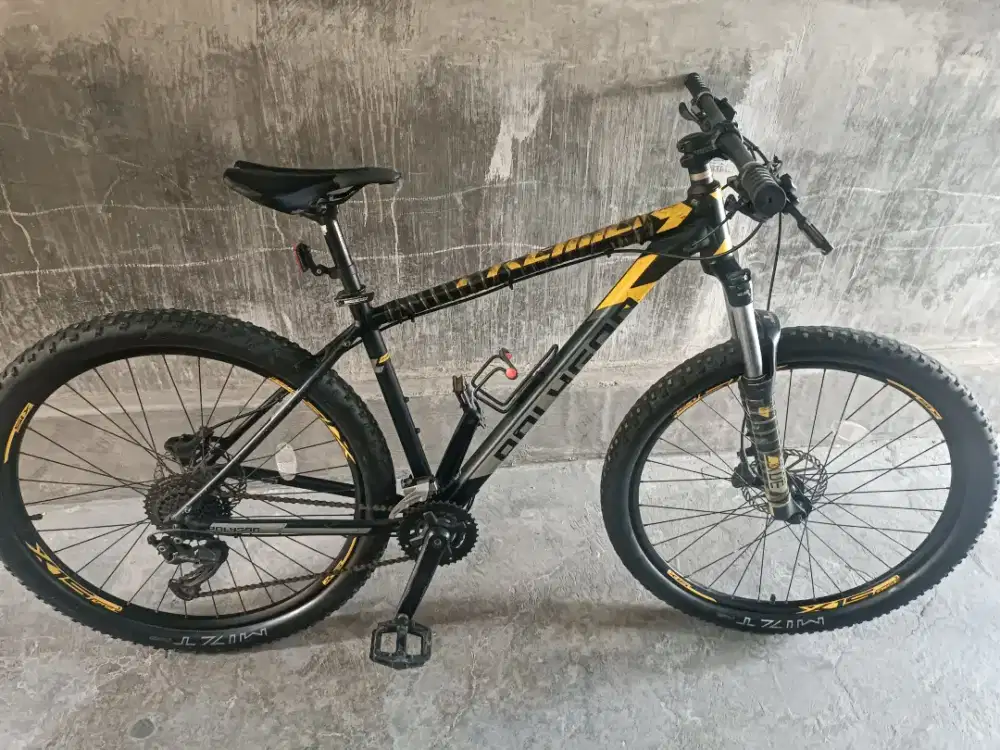 Sepeda Polygon Premier 5