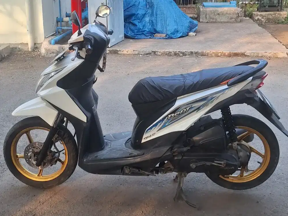 DIJUAL HONDA BEAT 2014 – PUTIH