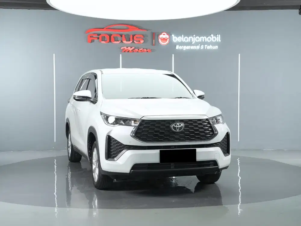 Km 22rb toyota kijang innova zenix v cvt non hybrid 2023 putih