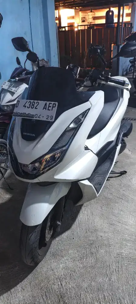 Honda pcx 160 2024 cbs putih, ss lengkap pajak on panjang