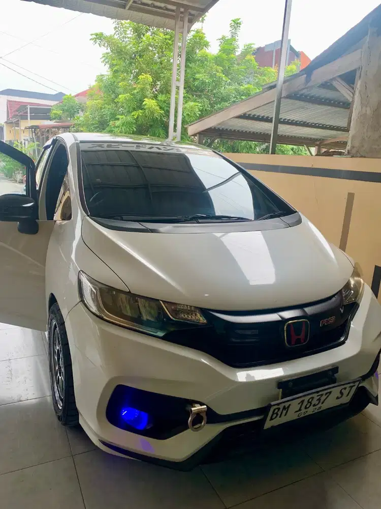 Honda Jazz Rs MT facelift gk5 NIK 2018
