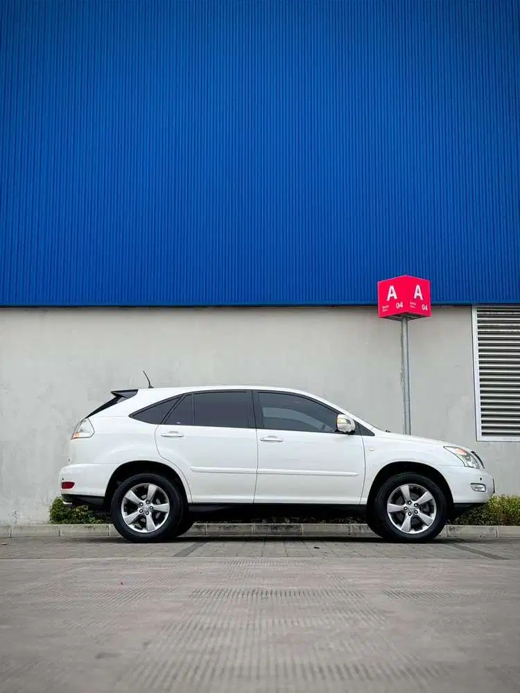 Toyota Harrier 2011 Bensin