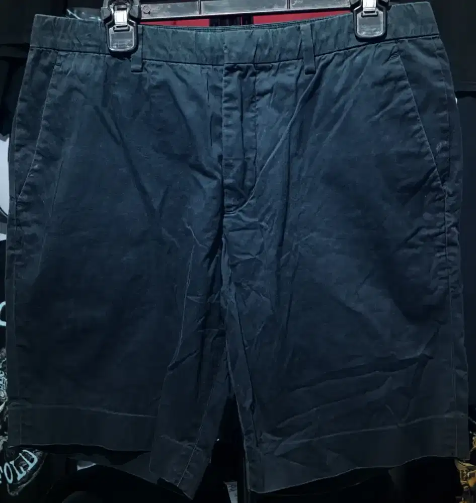 Celana pendek Uniqlo