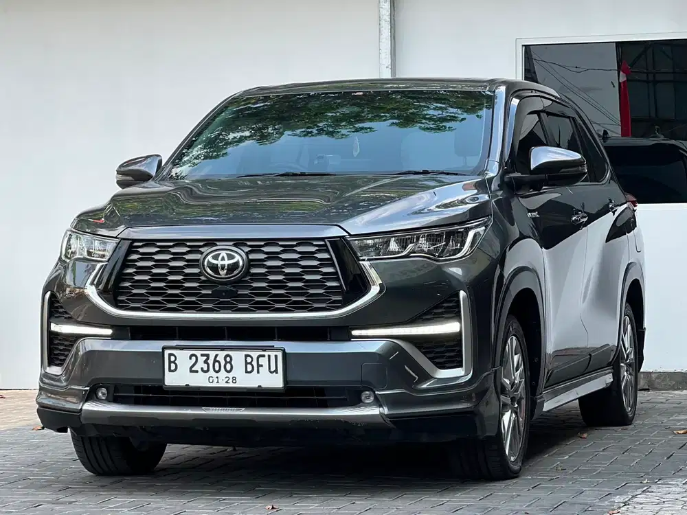 Innova Zenix Q Hybrid Modellista TSS Matic 2022