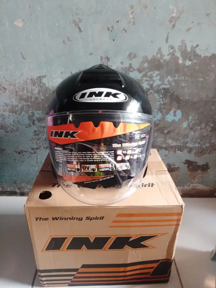 helm ink dynamic size L black gloss