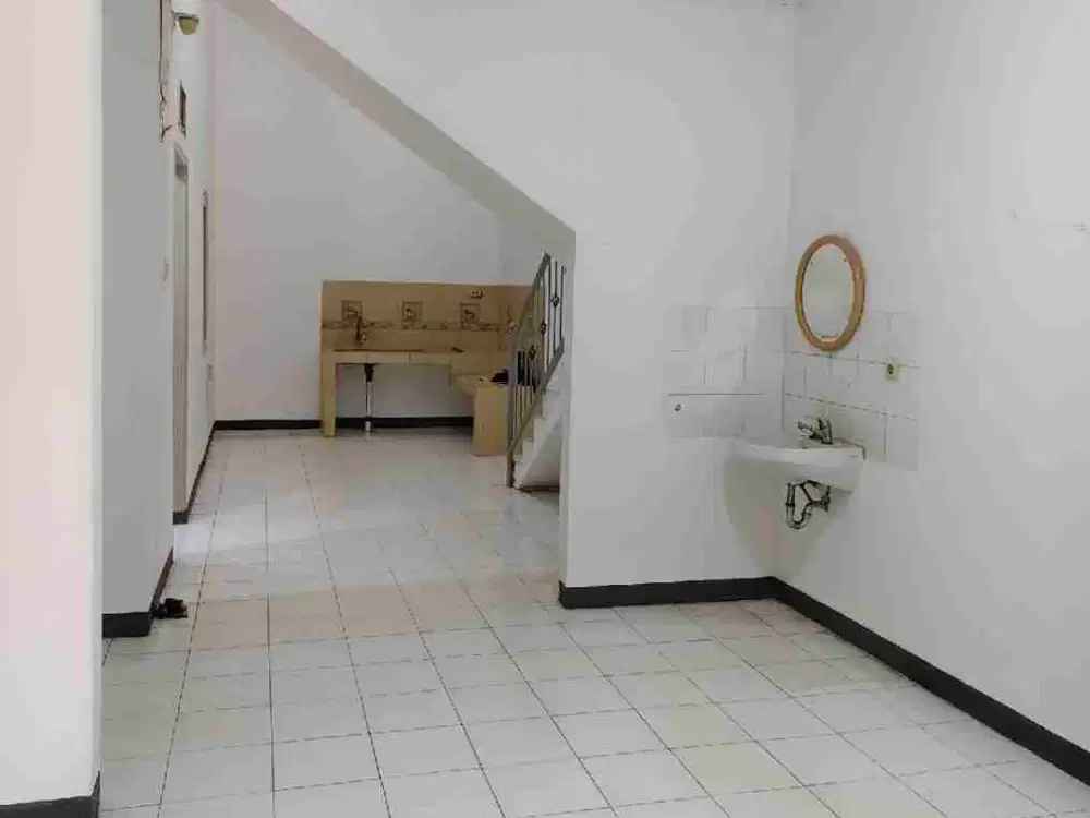 Di Jual Rumah Griya Permata, Petir, Cipondoh, Harga Super Bagus