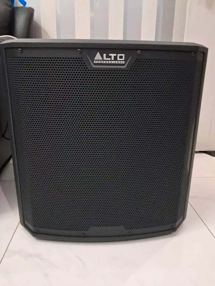 Subwoofer Alto TS15S