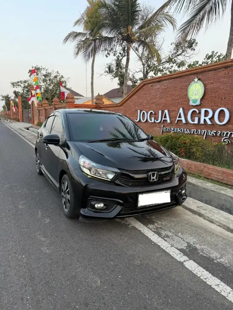 Brio RS Matic plat AB km low