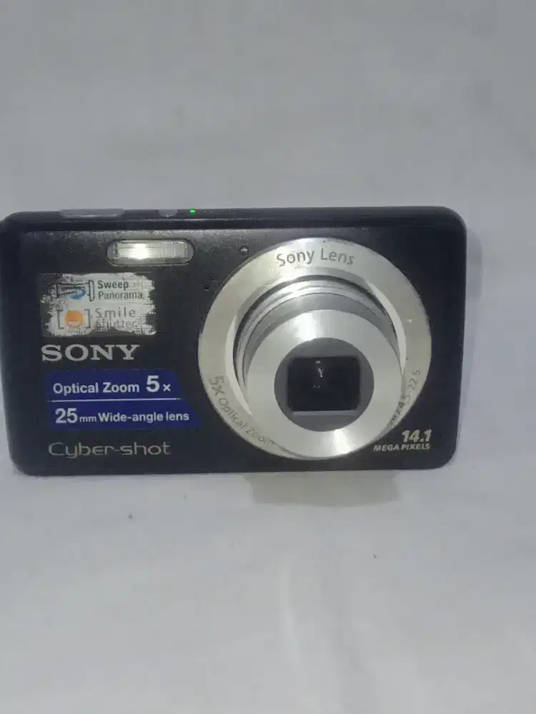 Kamera digital Sony Cyber shoot W520