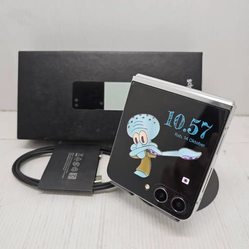 SAMSUNG GALAXY Z FLIP 5 5G MINT 8/512 EX SEIN RESMI FULLSET