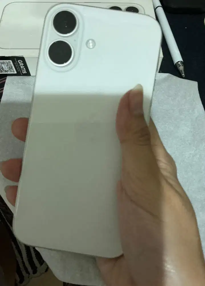 Iphone 16 Putih 128GB