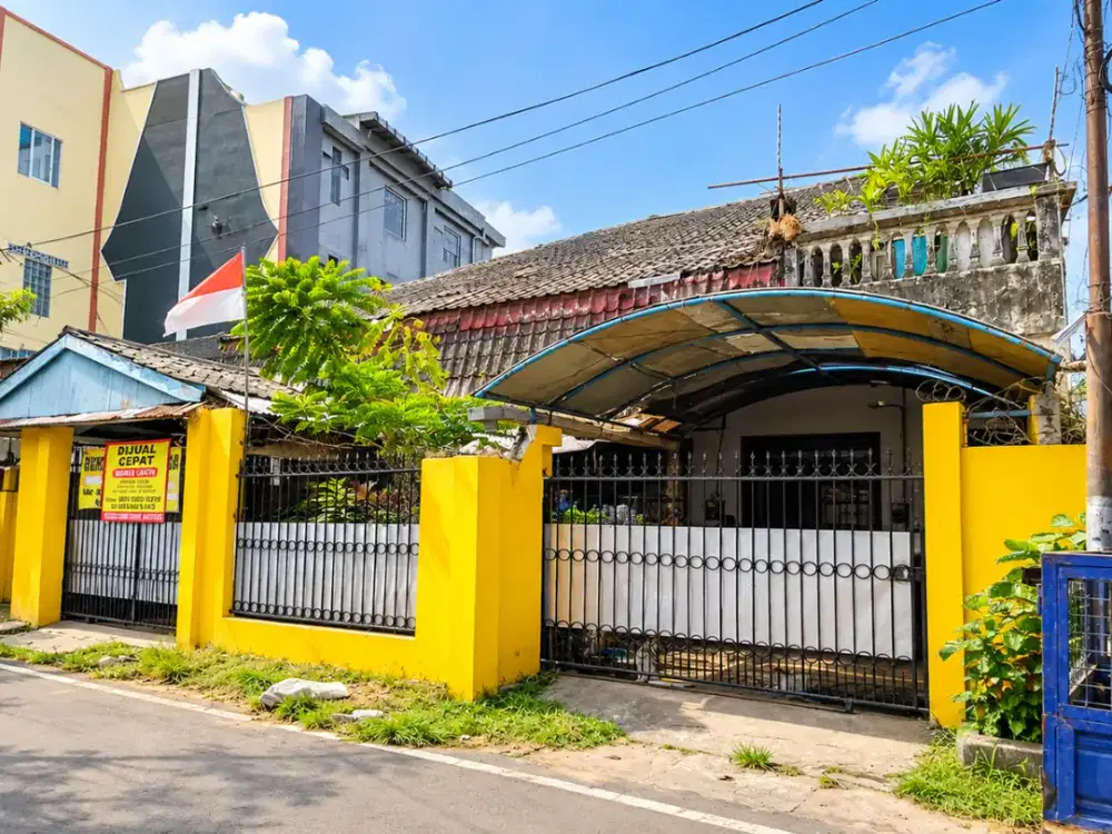 Dijual segera lagi BU Rumah 2 Lantai di Bara Baraya Kota Makassar bisa nego
