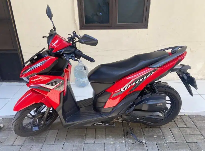 Dijual motor matic murah honda vario led 125cc tahun 2023