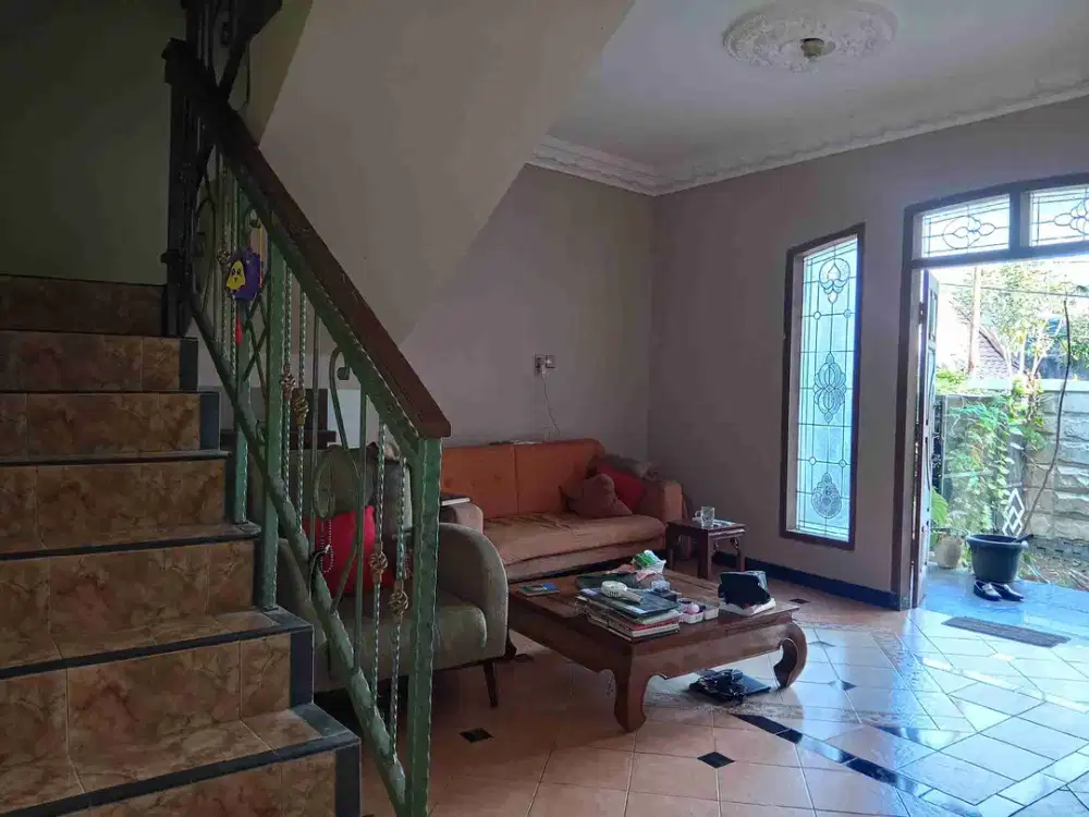 RUMAH CANTIK, cocok utk homestay atau kost