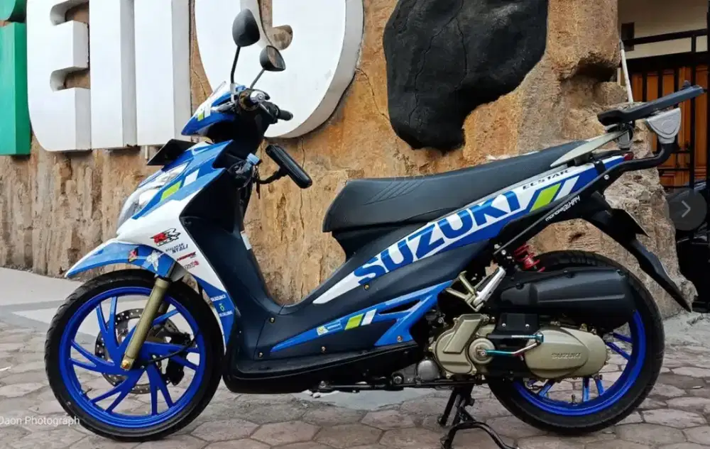 SUZUKI Hayate th 2014 ( Biru Putih )