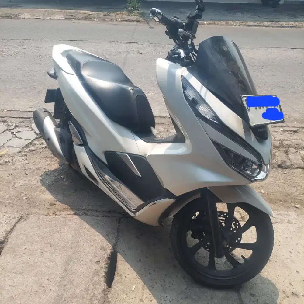 Honda PCX 150 2019 CBS Putih. Pribadi Bukan Dealer.