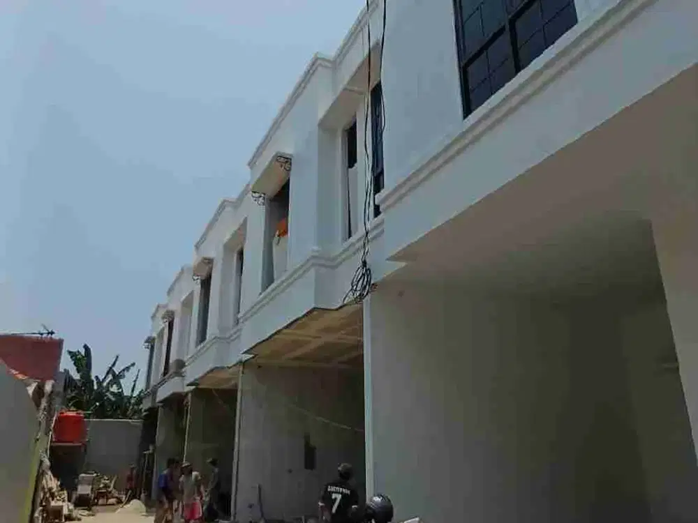 Rumah Minimalis Lokasi Strategis di Bintara