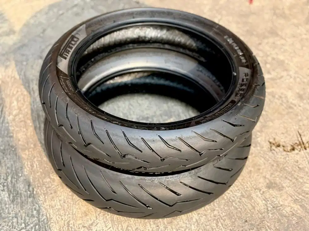 BAN PIRELLI DIABLO ROSSO EX ADV / PCX 160 PNP MASIH JOS